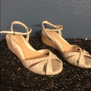 Gucci sandals/espadrille size 6